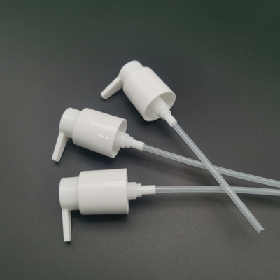 化粧品の包装のためのプラスチックPP 24の410ローション ポンプ白い24mm