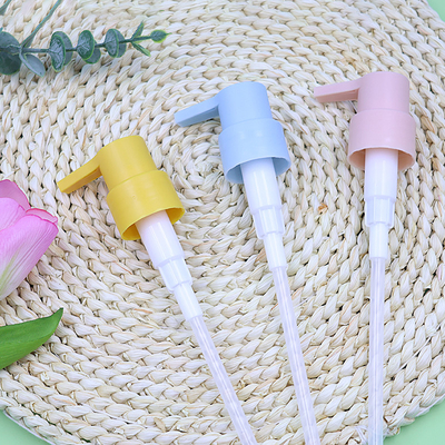 カスタマイズされたカラフルで豪華 28/410 ローションポンプ ディスペンサー 化粧品 梱包 ボトルキャップ&閉塞
