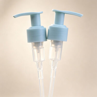 2.5cc オールマットプラスチック 皮膚ケア 化粧品 包装ローションポンプ 24/410 と 28/410